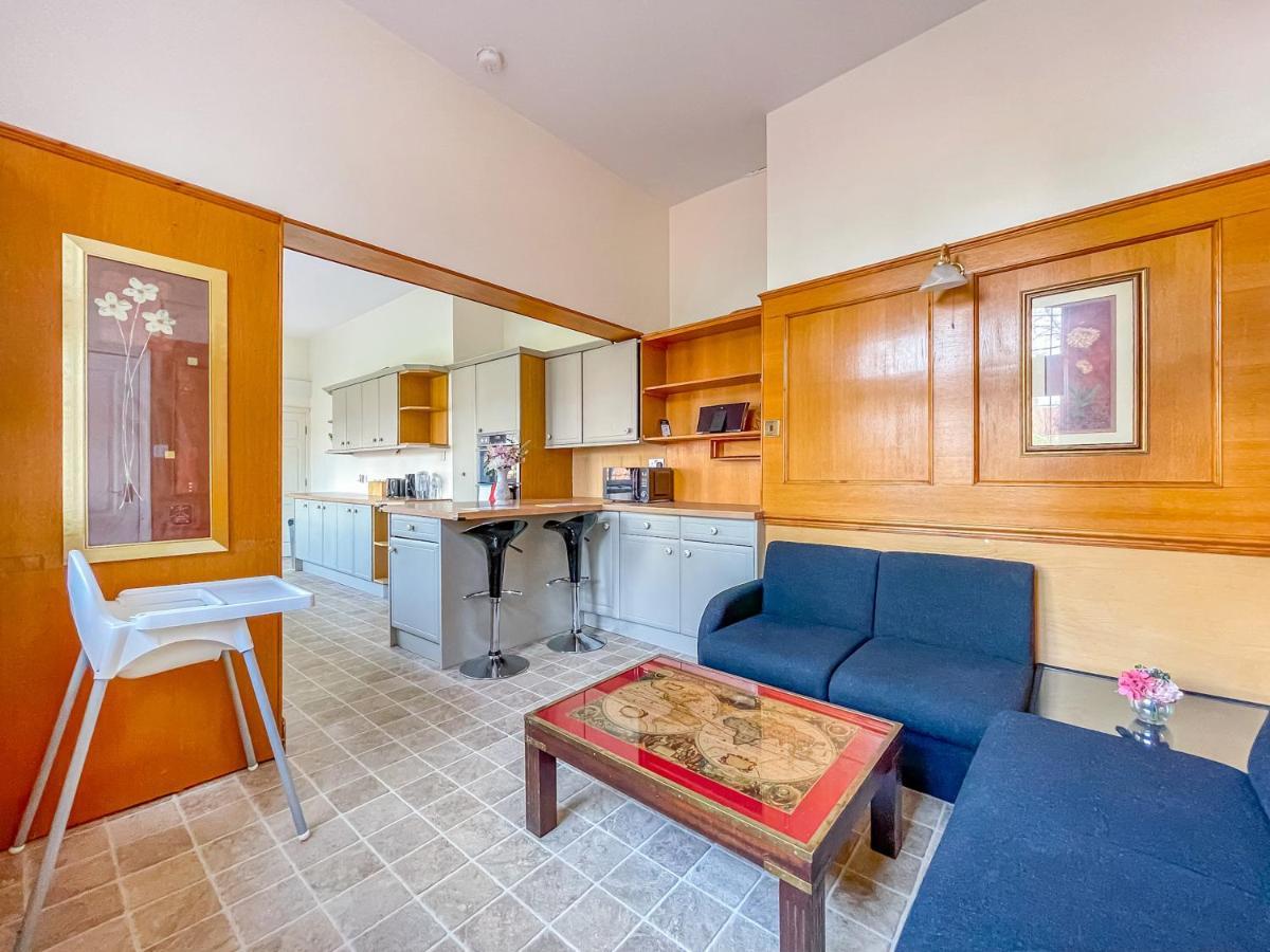*Rg9Bc* For Your Most Relaxed & Cosy Stay + Free Parking + Free Fast Wifi * Leeds  Extérieur photo